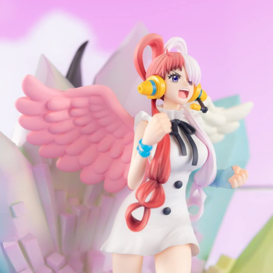 One Piece Film Red Shanks & Uta Figure Set